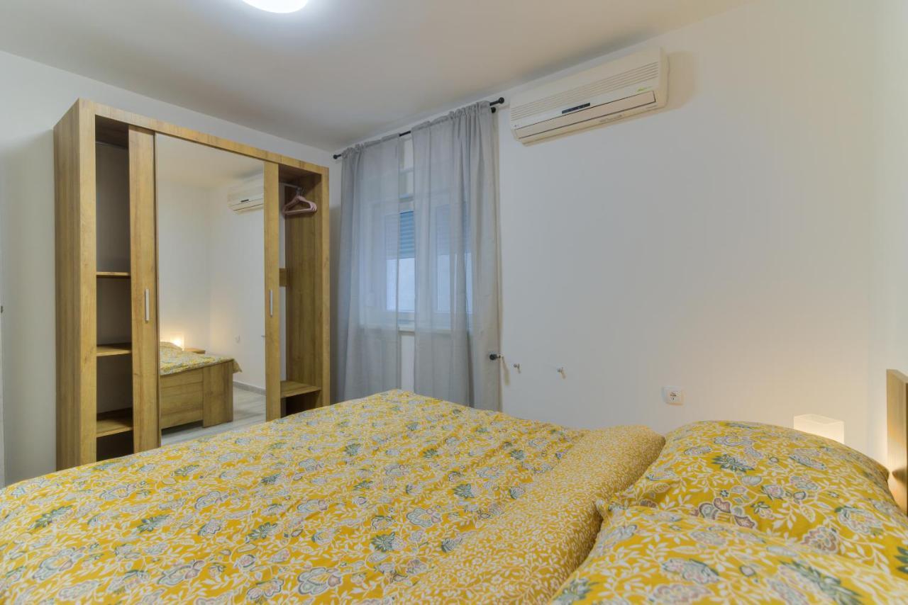 Demi II Apartamento Senj  Exterior foto